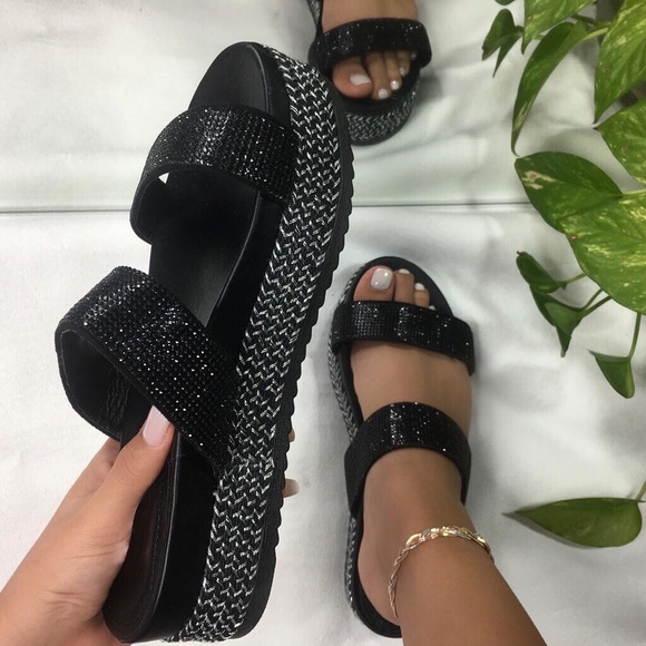 Women Sandal - Picture 1 of 6